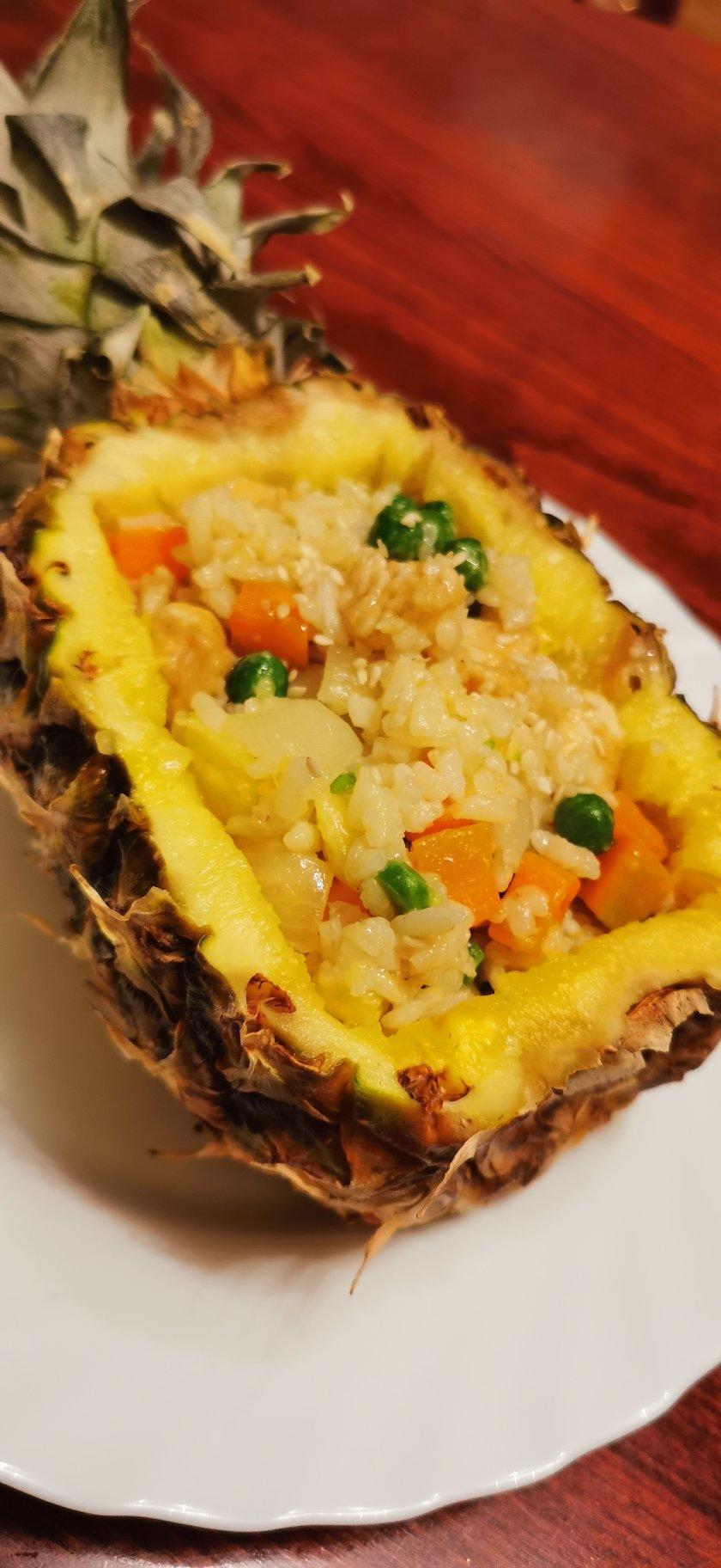 菠萝炒饭
