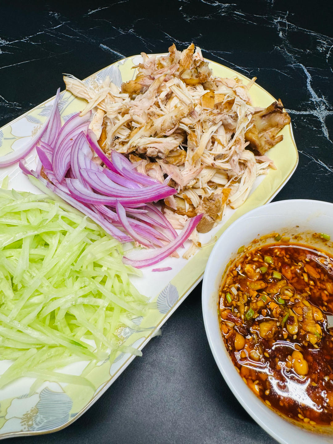 🥒鸡丝凉面