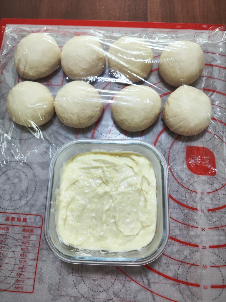 榴莲软欧包（还原奈雪，一次做法）