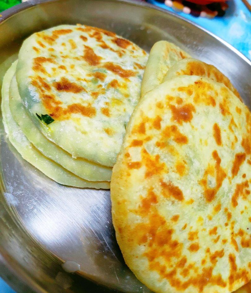 皮薄馅大～韭菜鸡蛋饼