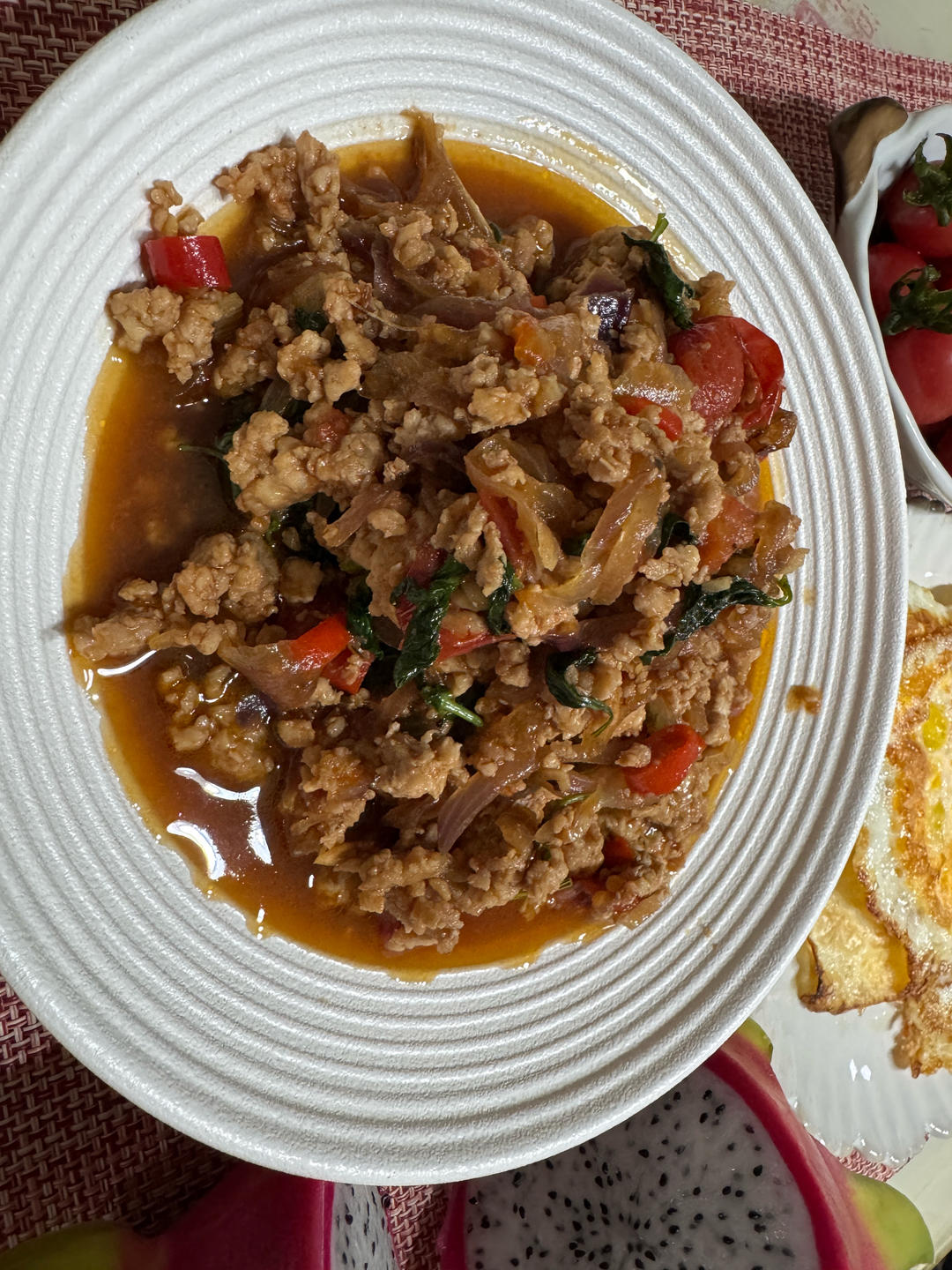 泰国第一下饭菜-泰式打抛猪肉饭（九层塔版）