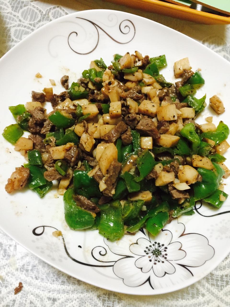 黑椒杏鲍菇牛肉粒