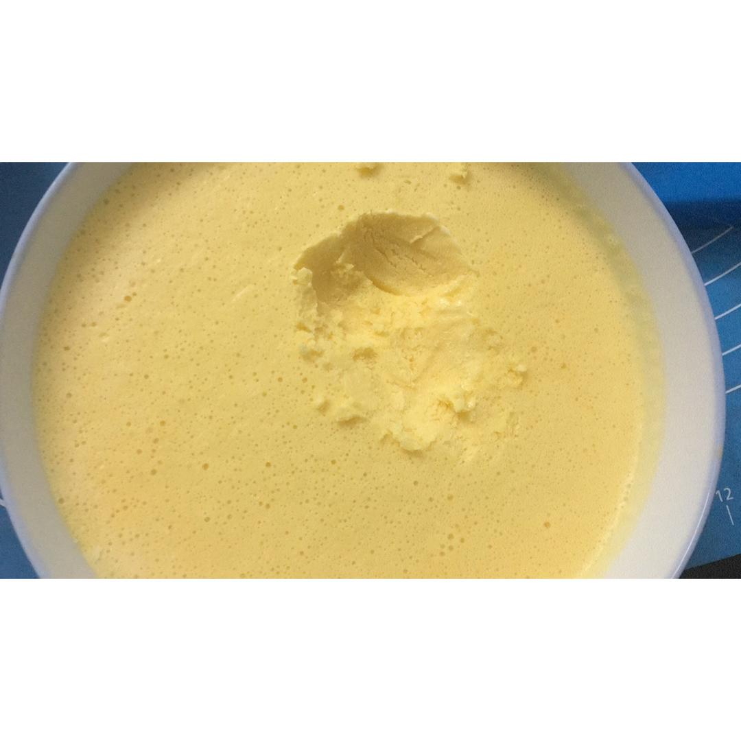 适合小朋友的冰淇淋（介意生鸡蛋的进）消耗淡奶油的好办法