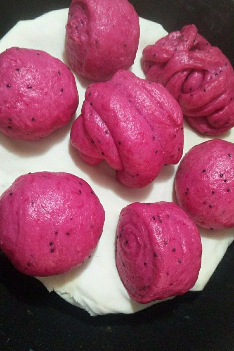 红心火龙果馒头