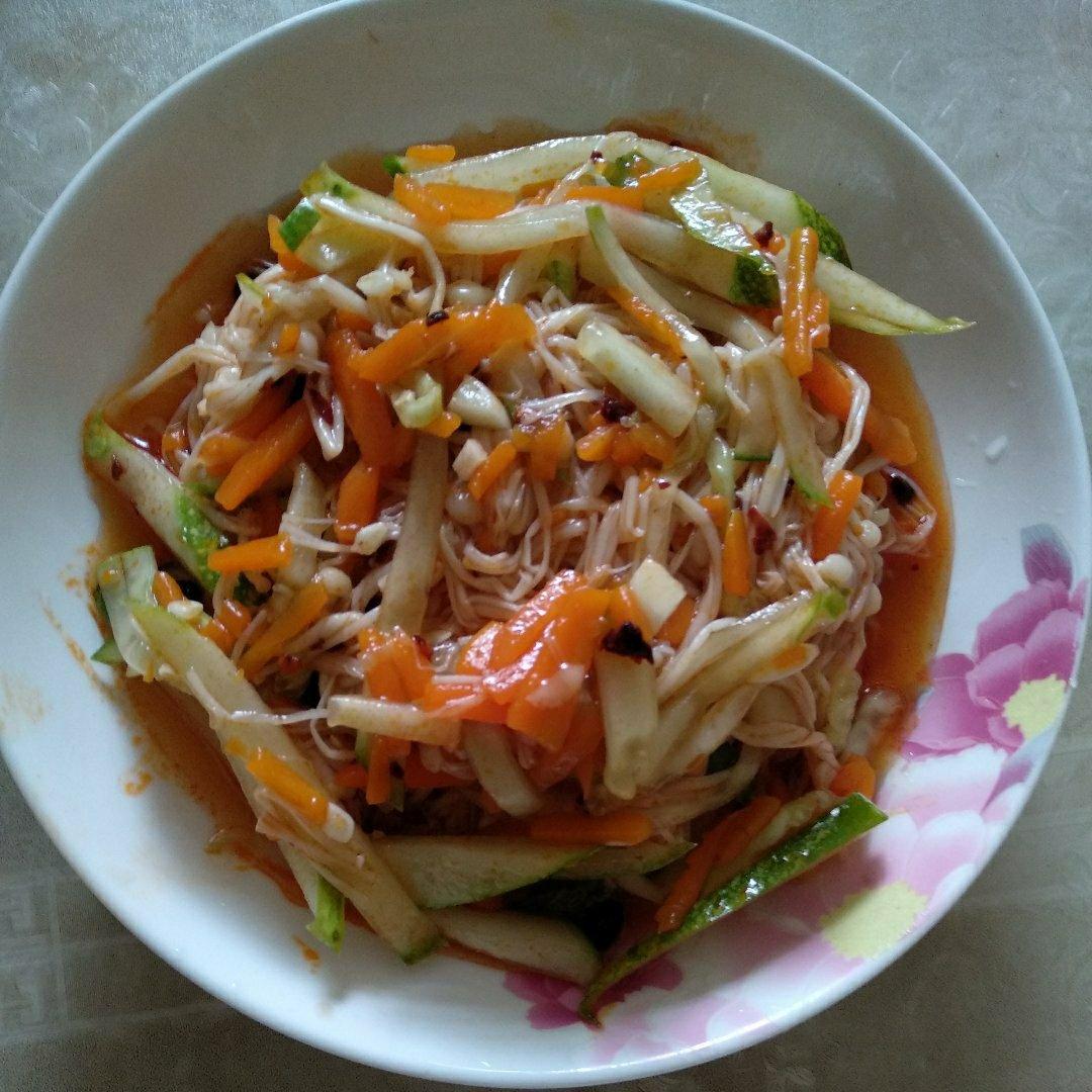 凉拌金针菇