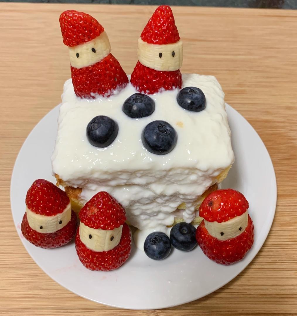 圣诞雪人草莓蛋糕