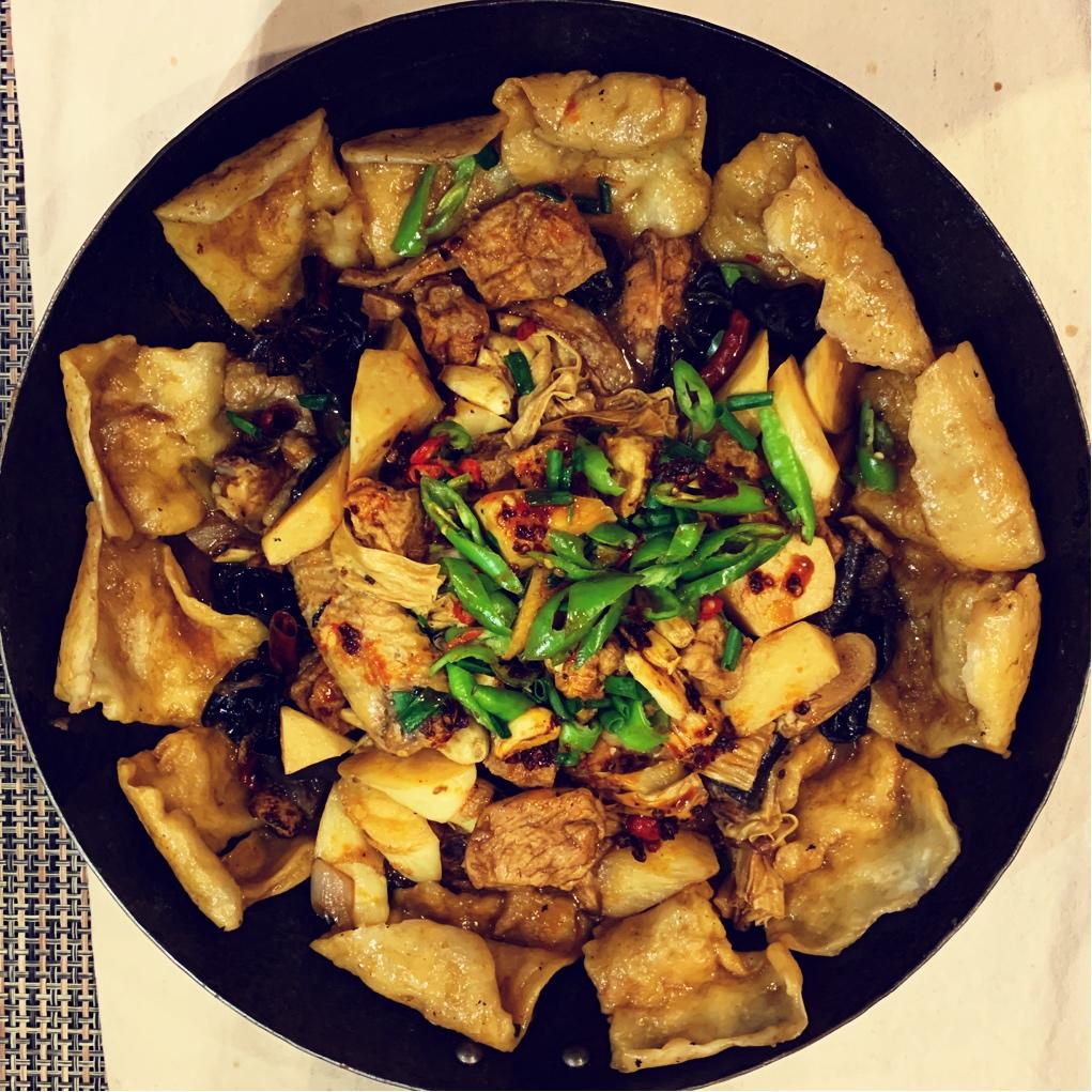 地锅鸡+自制红油【曼食慢语】