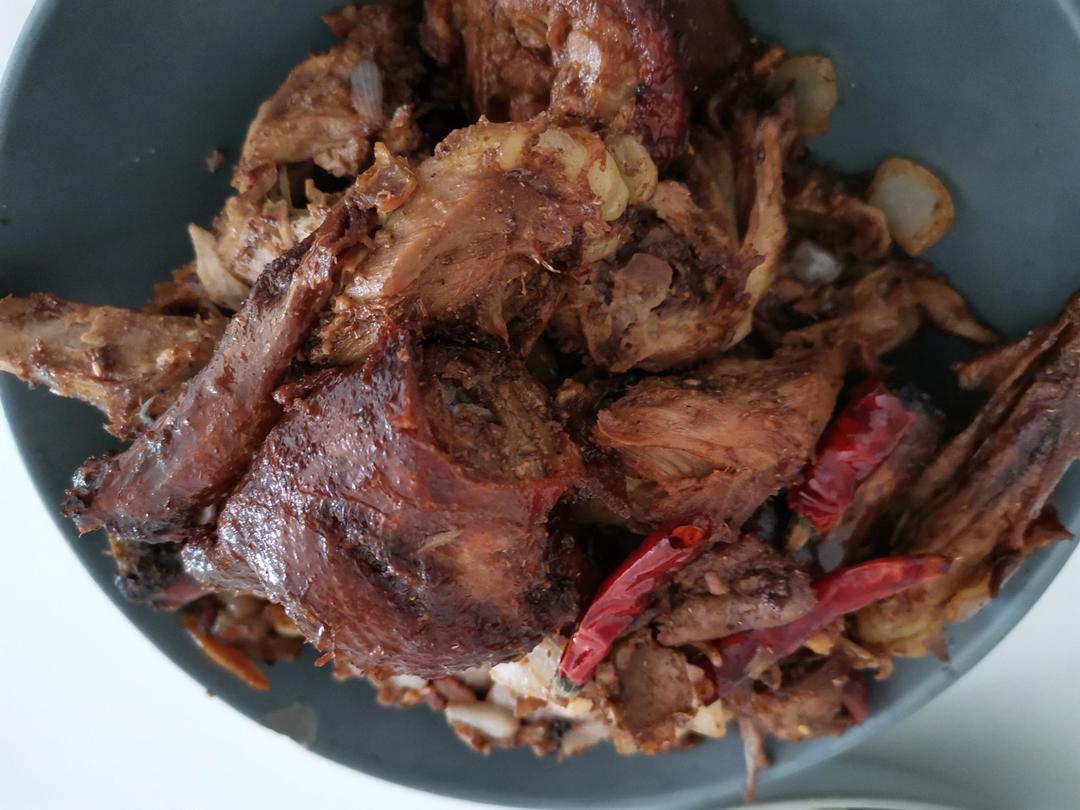 烤鸭花样吃法：孜然椒盐鸭架