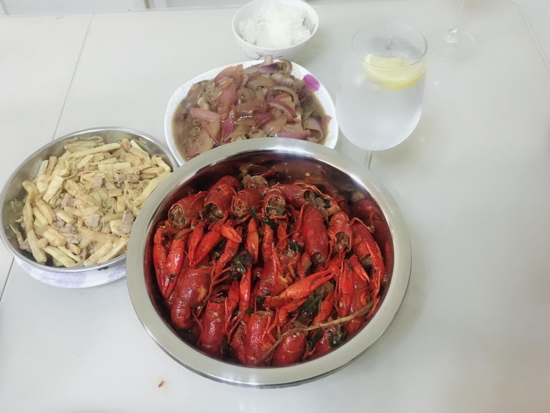 香辣小龙虾