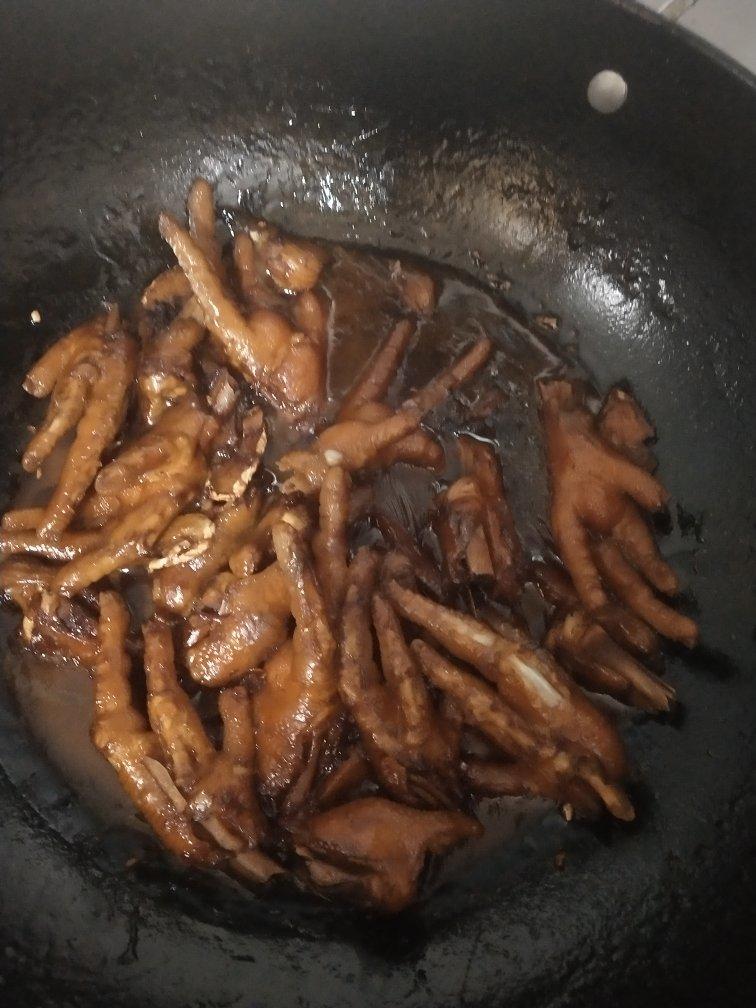 “销魂”卤鸡爪
