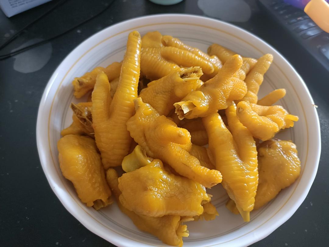 盐焗鸡爪(比外面卖的还好吃)