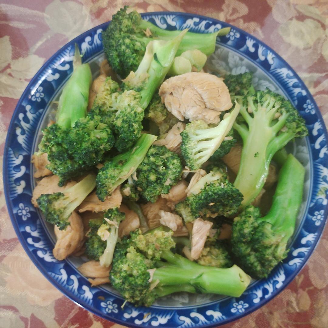 西蓝花炒鸡胸肉