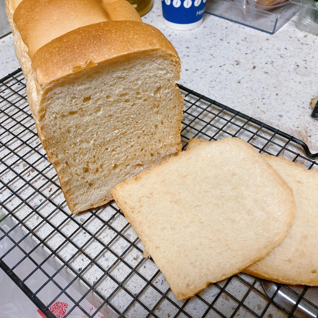 纯奶手撕吐司的做法 步骤1