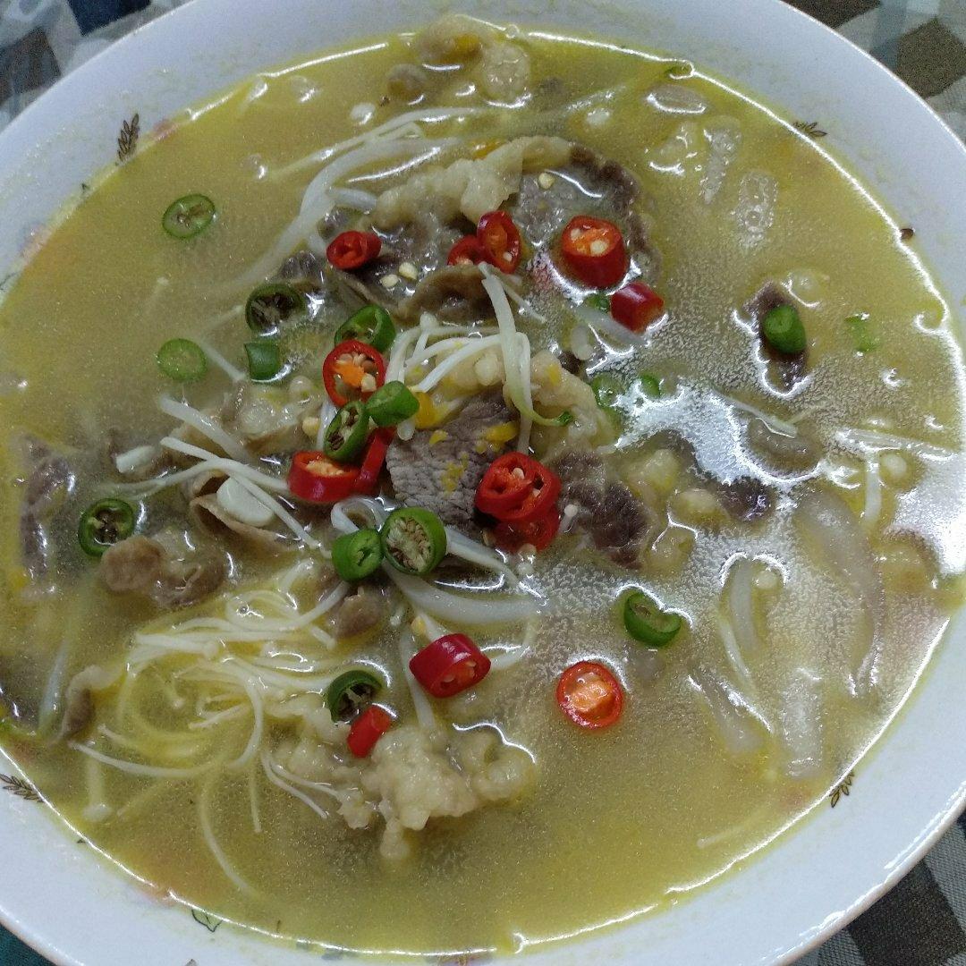 酸汤肥牛