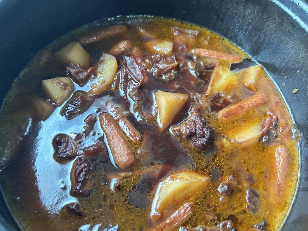 番茄土豆炖牛腩