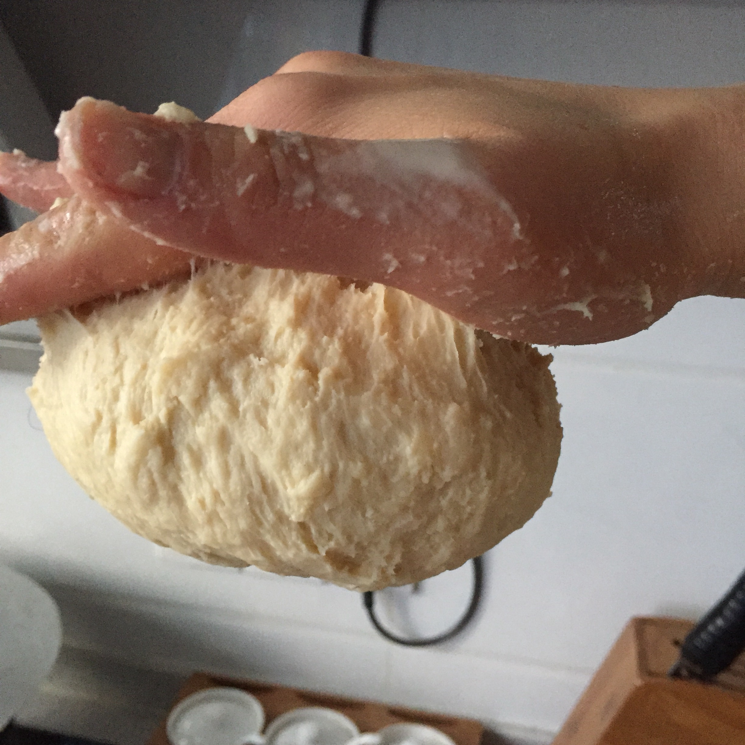 万用面包方（手揉手套膜）的做法 步骤1