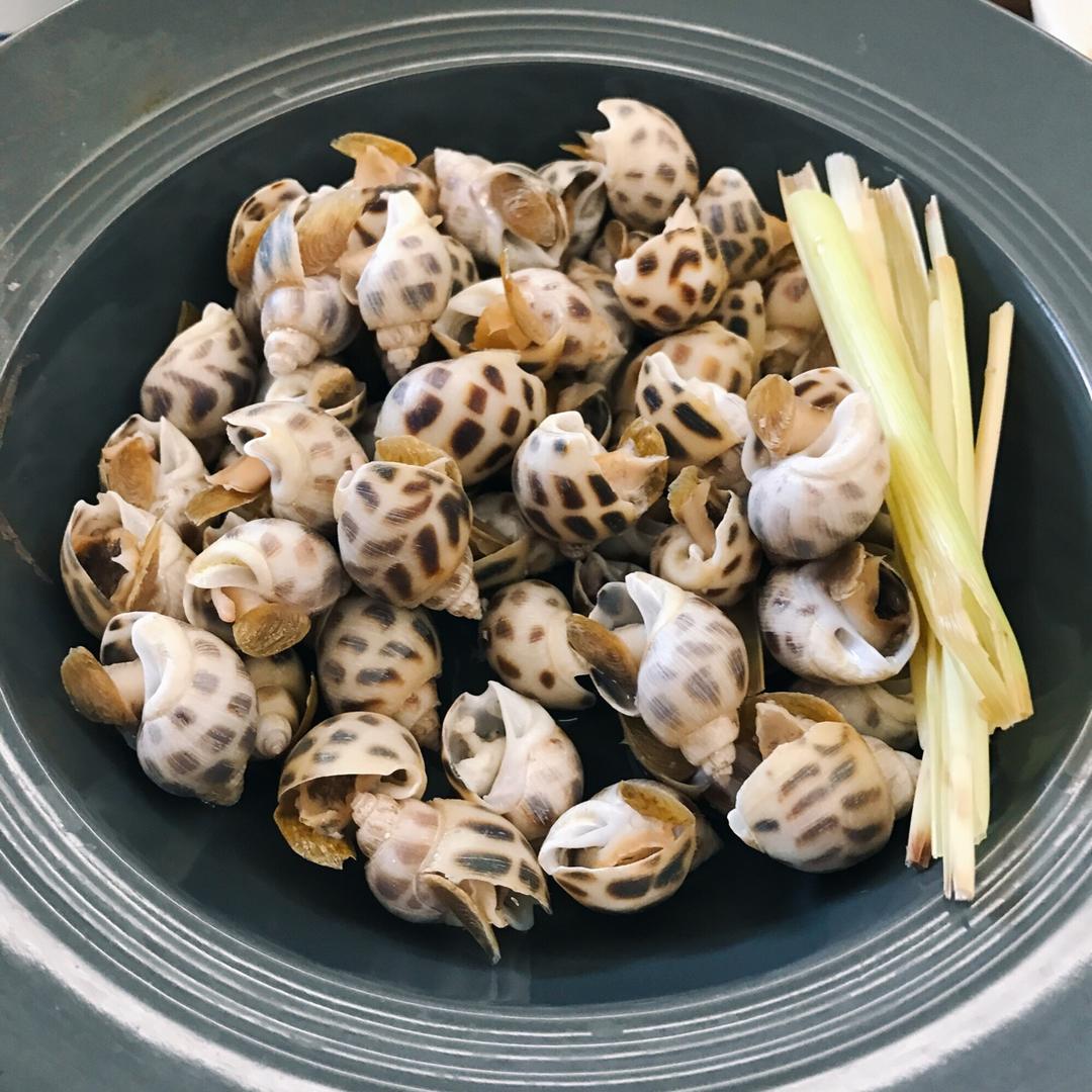 carmimiya做的香茅水煮花螺
