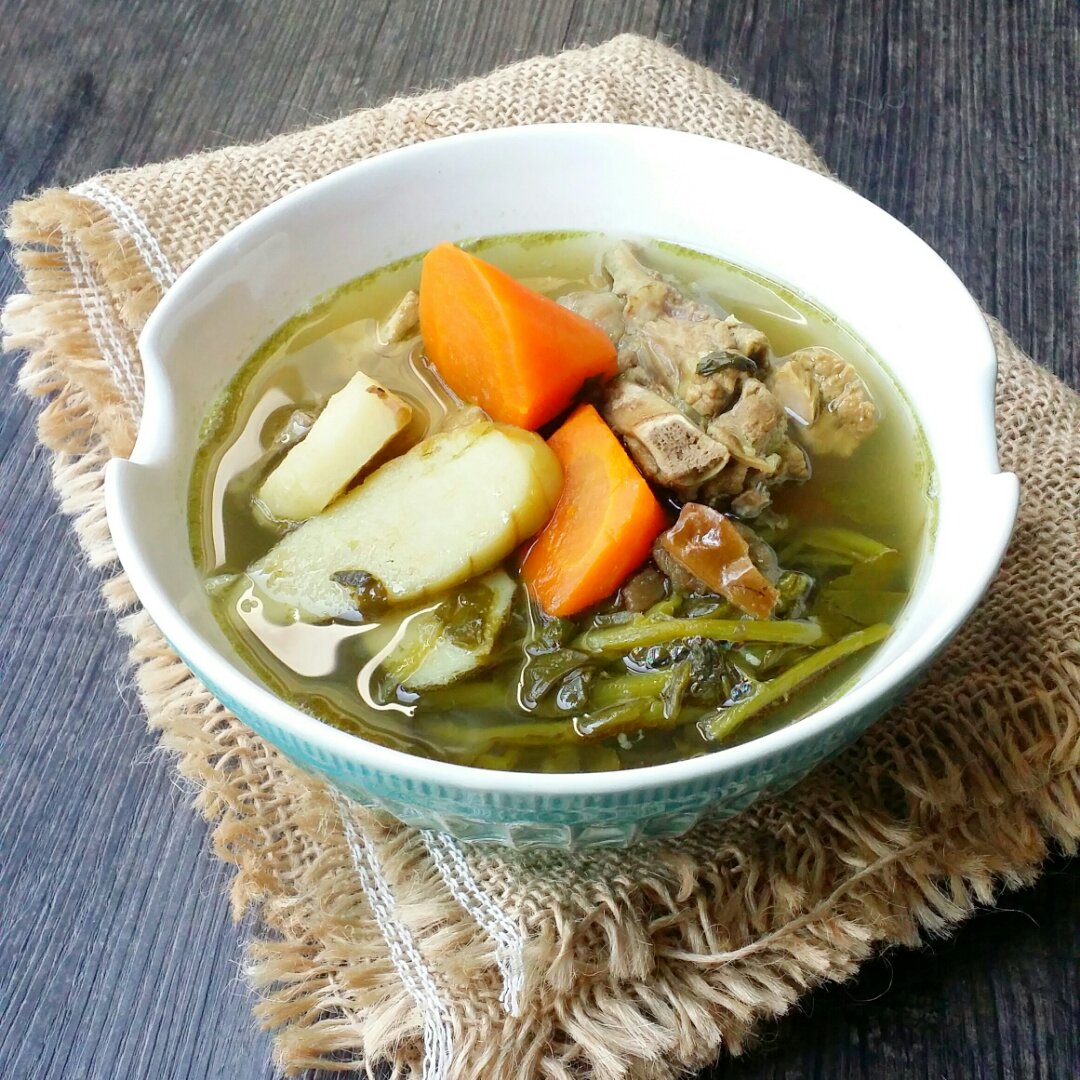 小亦小小做的西洋菜陈肾猪骨汤