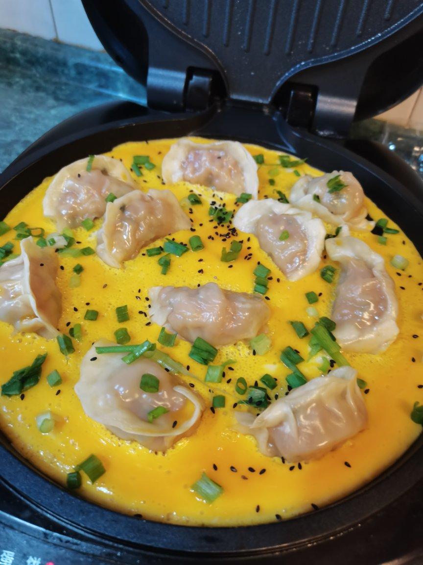 超快手的煎饺抱蛋