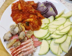 韩式海鲜汤的做法 步骤1