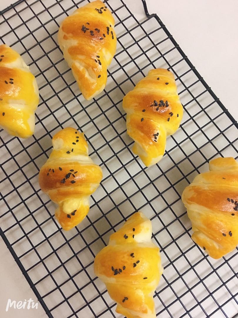 不用揉面的超软牛角面包——SURE蒸汽小烤箱