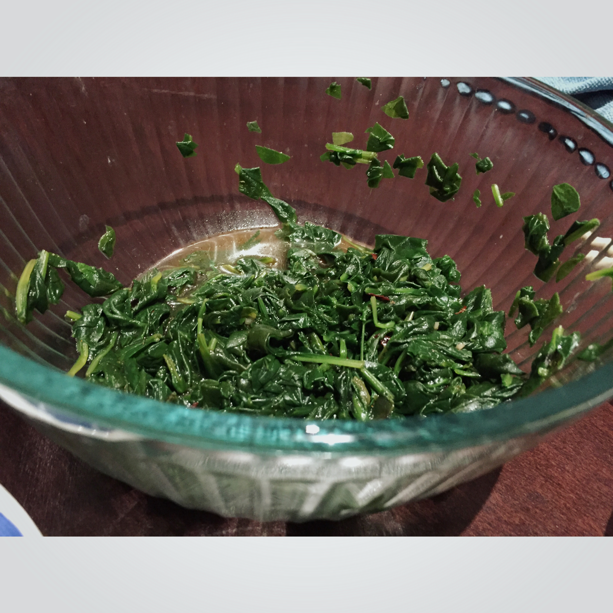 凉拌菠菜 Spinach Salad