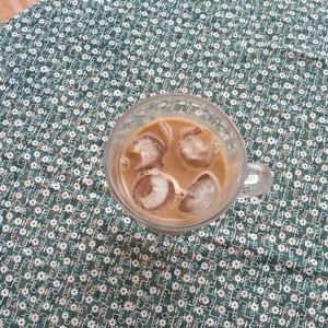 摩卡冰咖啡的做法 步骤2