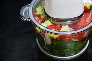 夏季清新橄榄油菠菜冷汤的做法 步骤6