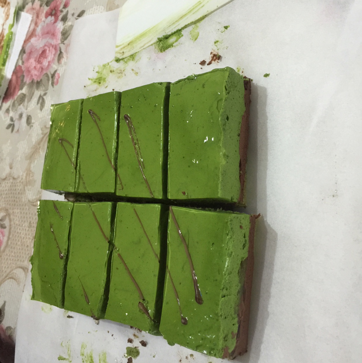 天际Yamanoha—香缇巧克力配抹茶慕斯蛋糕<熊谷裕子>