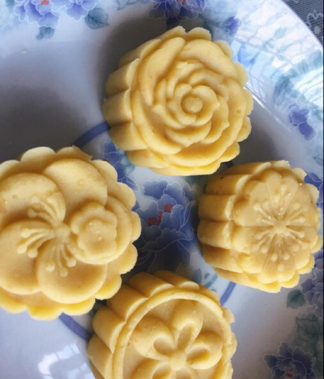 奶香绿豆糕