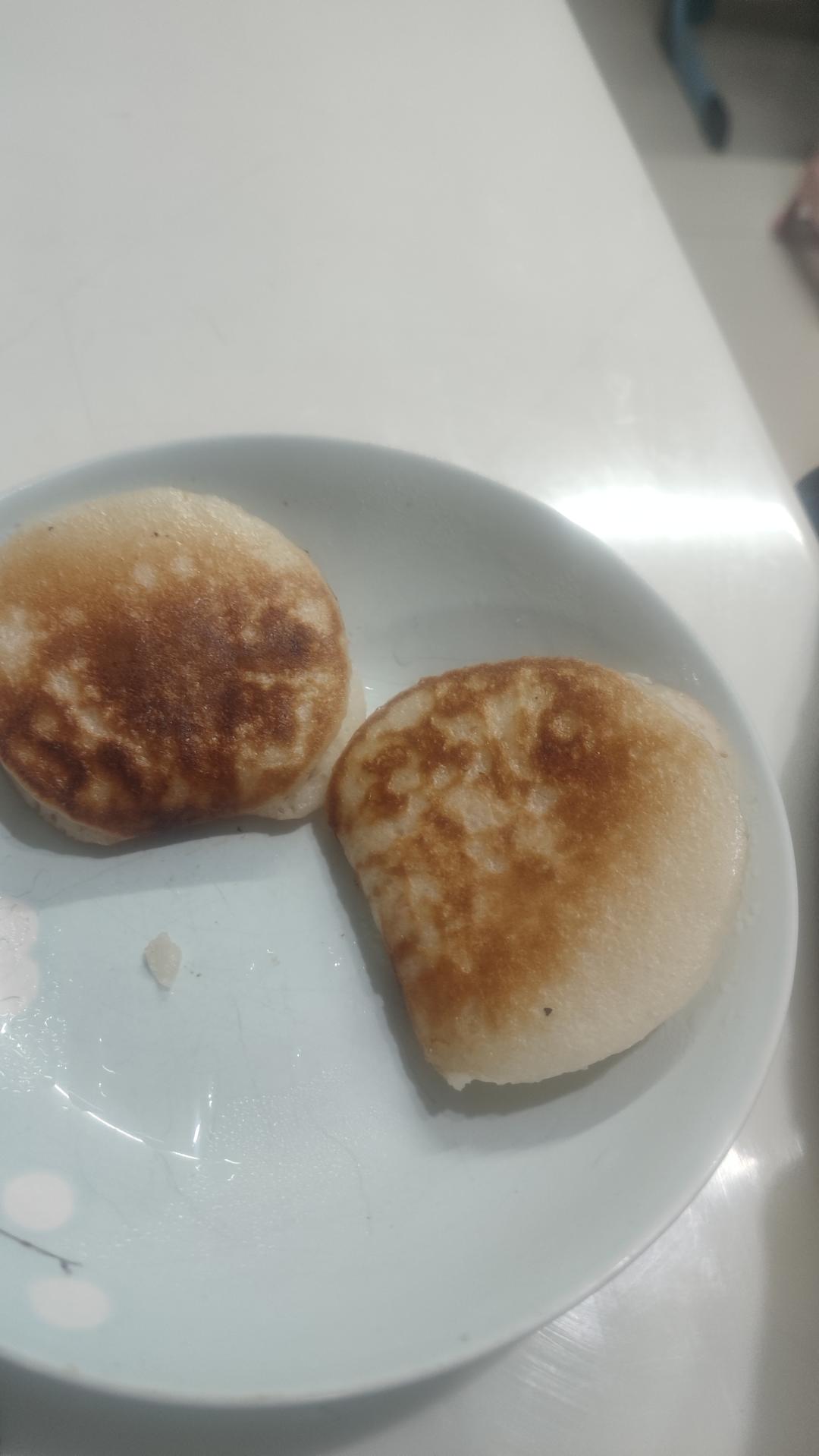 又见武汉米粑，进行了配方改良，终于口感不硬了！同款米糊亦可上锅蒸成米发糕……
