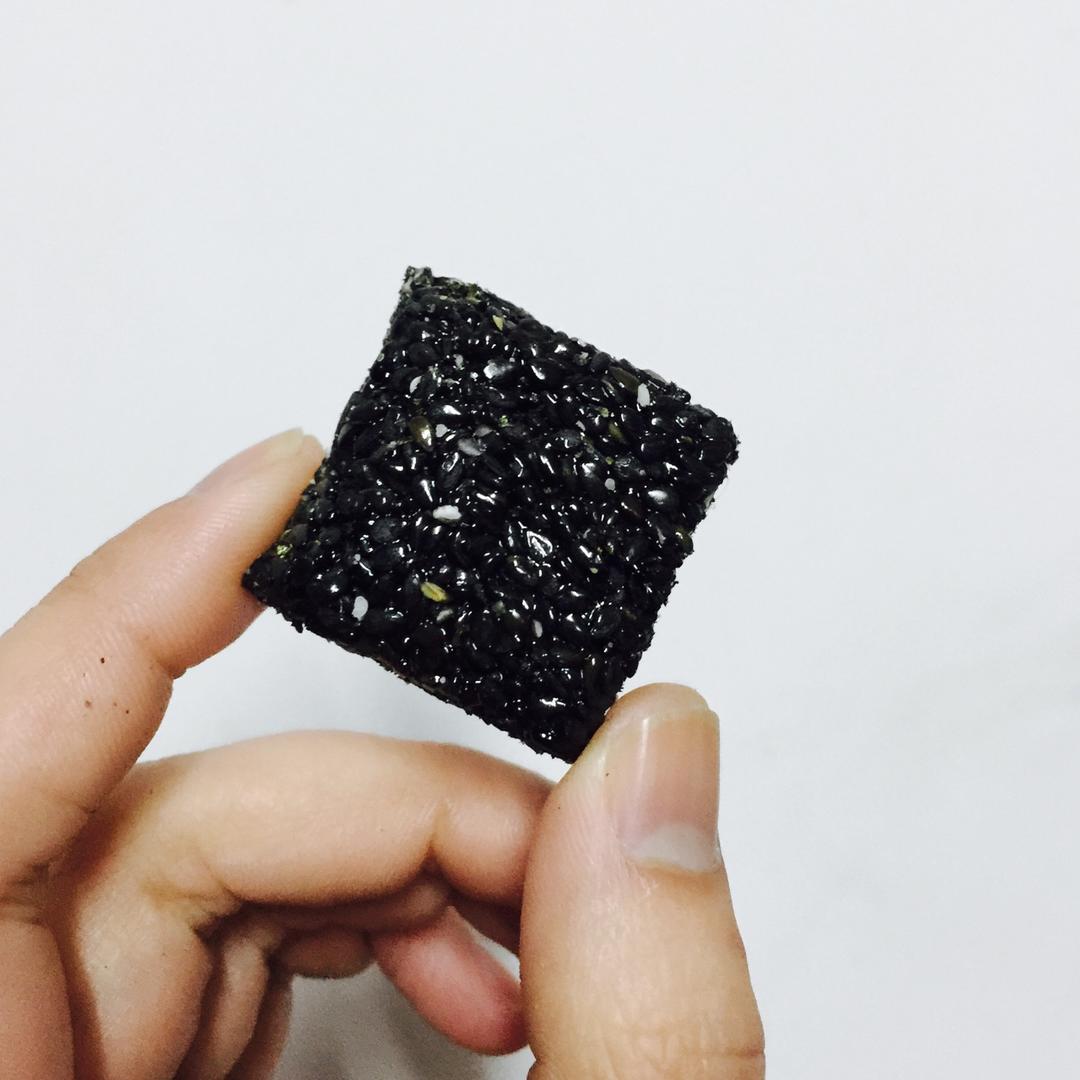 黑芝麻糖