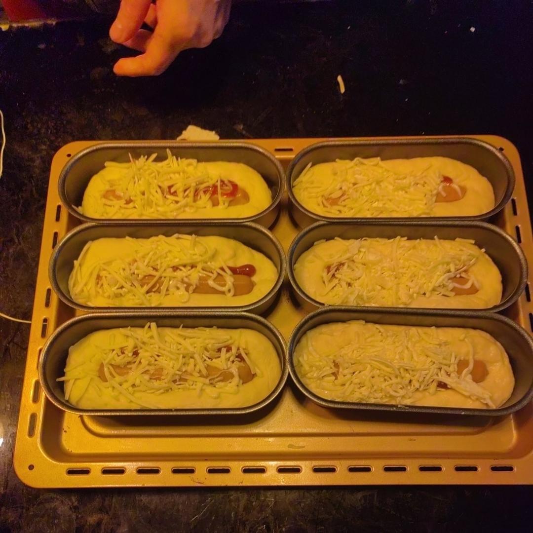 软fufu的经典肉松肠仔包