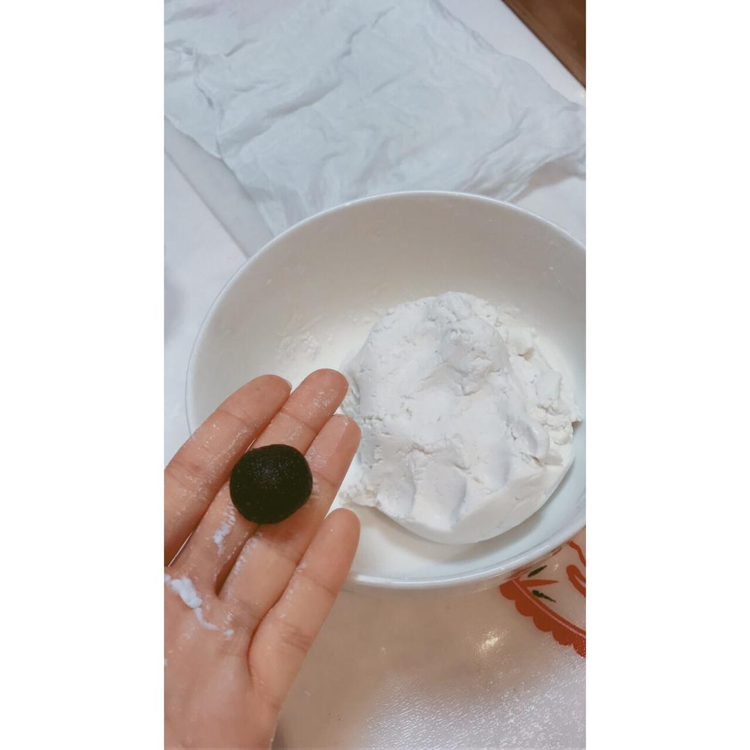 黑芝麻汤圆