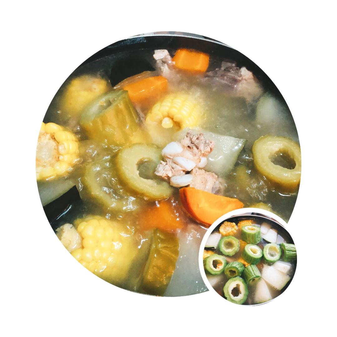 黄豆苦瓜排骨汤