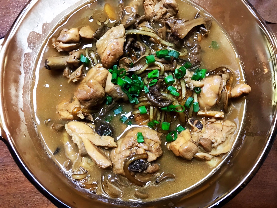 小鸡炖松蘑——东北人爱吃的家常菜