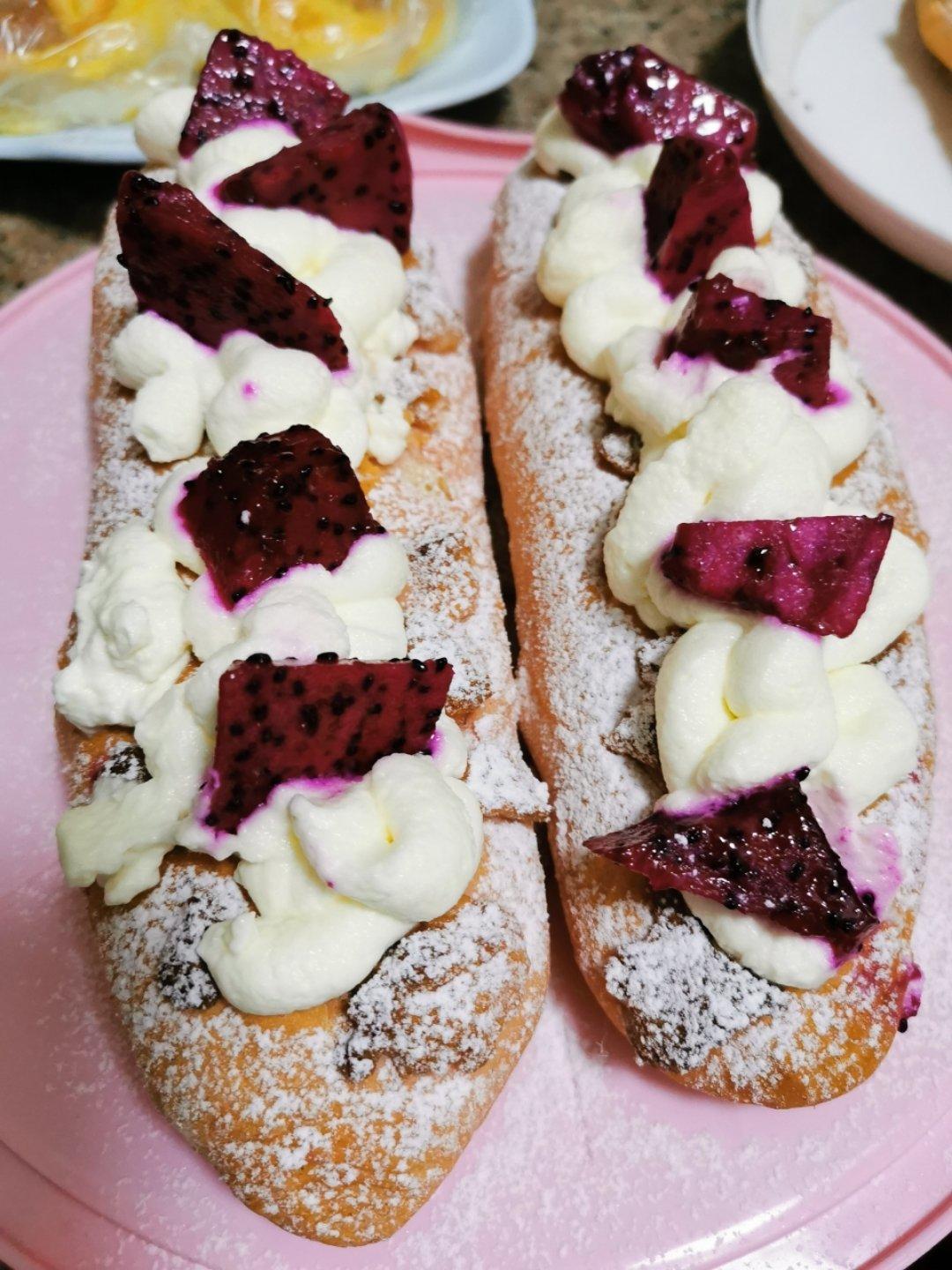 紫风幽雅做的草莓软欧包