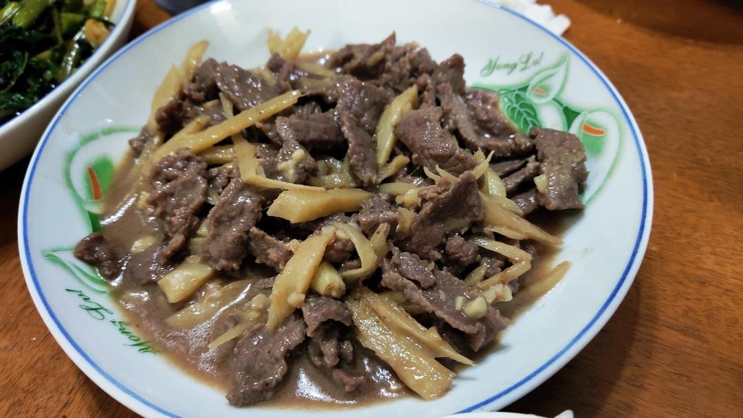 姜丝炒牛肉