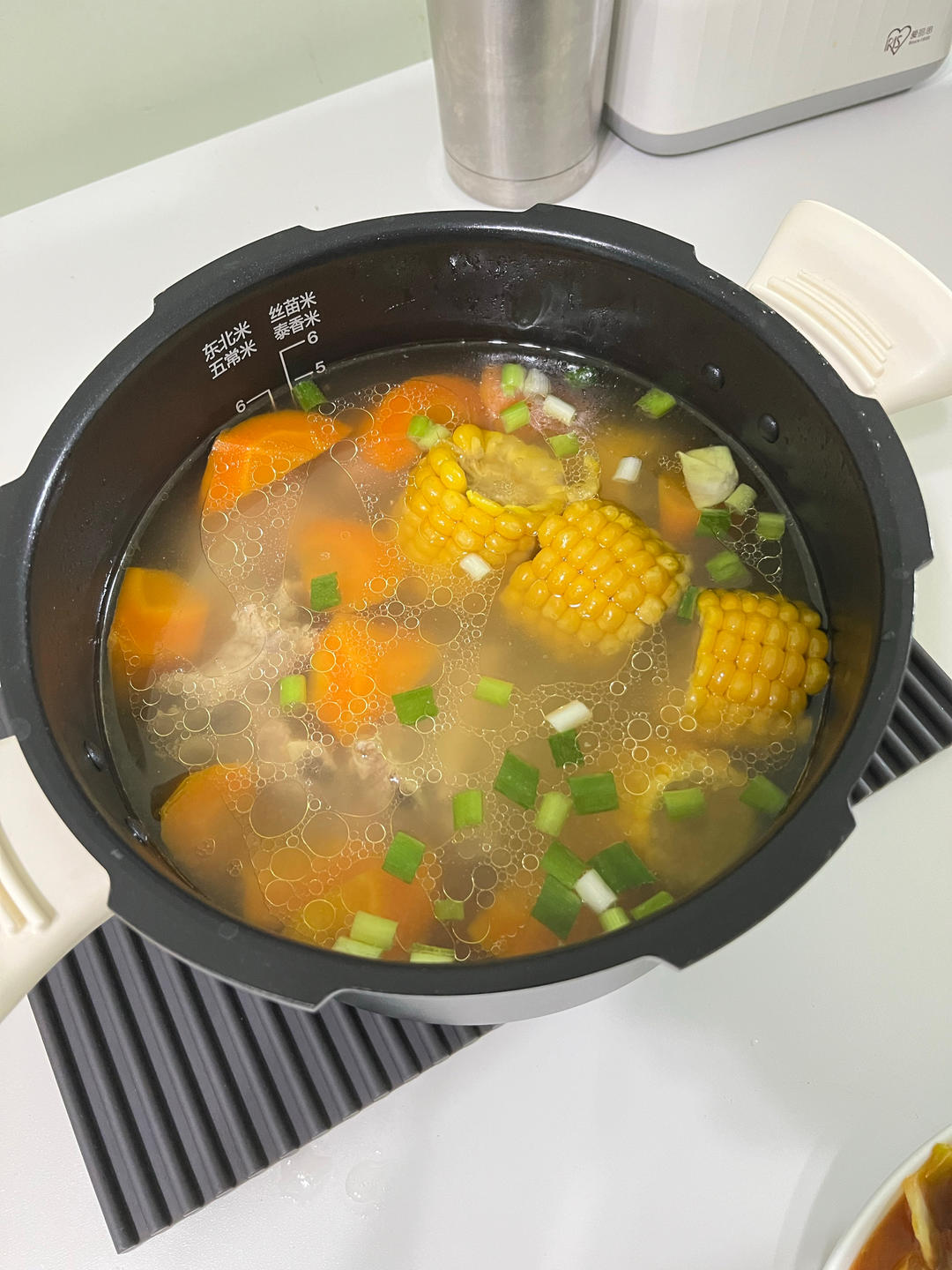玉米排骨汤