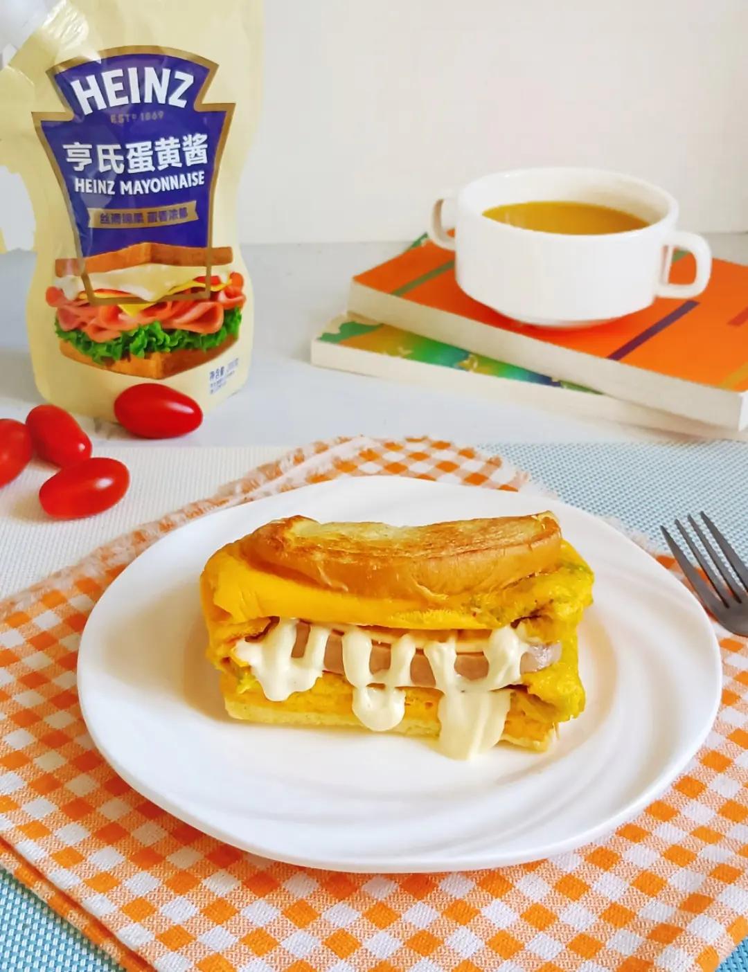 早八元气早餐｜午餐肉鸡蛋三明治