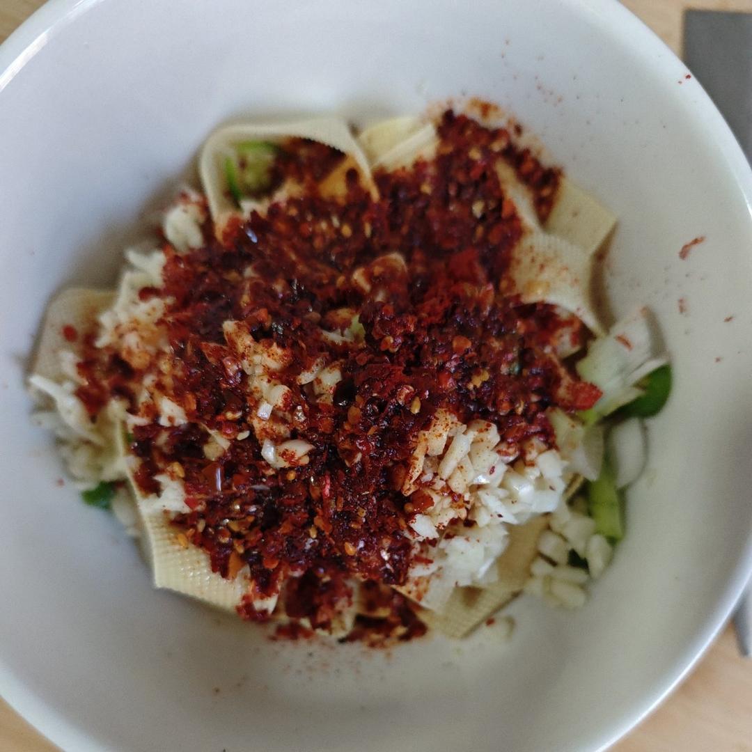 馋哭的凉拌豆腐皮