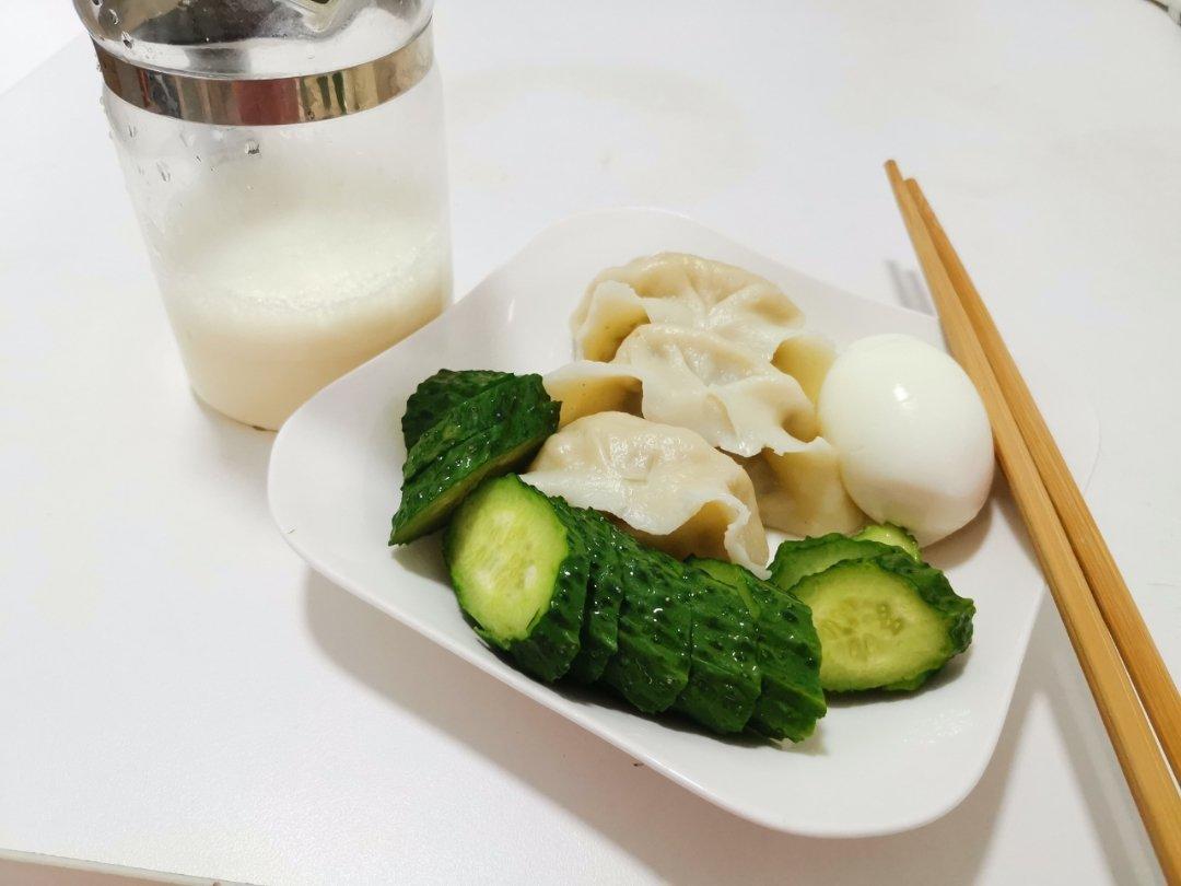 早上起来拥抱太阳