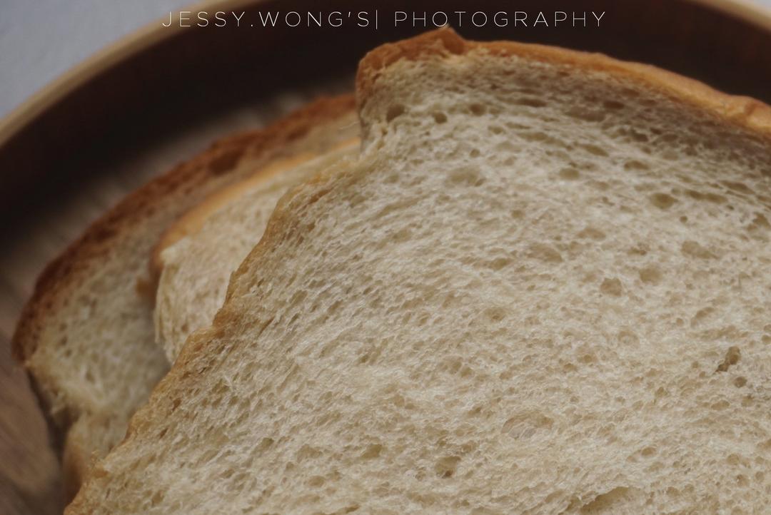 「水合法」黑豆奶米吐司