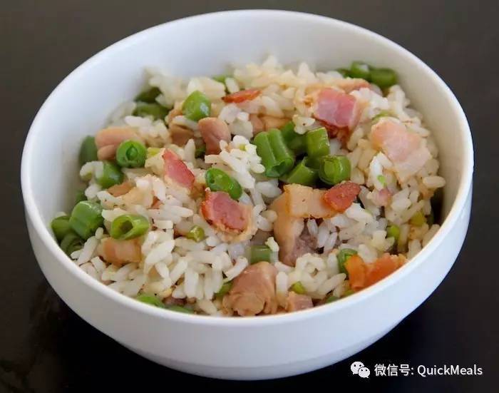 培根鸡粒豆角炒饭