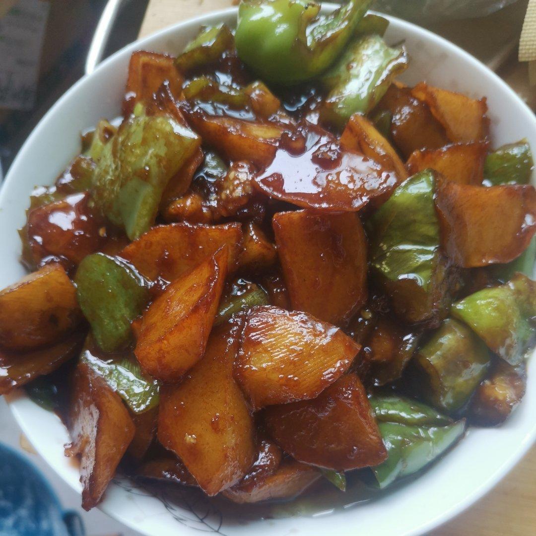 最好吃的地三鲜做法～米饭至少多吃一碗