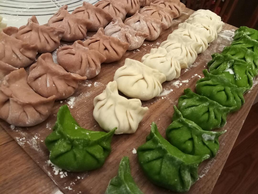 彩色水饺