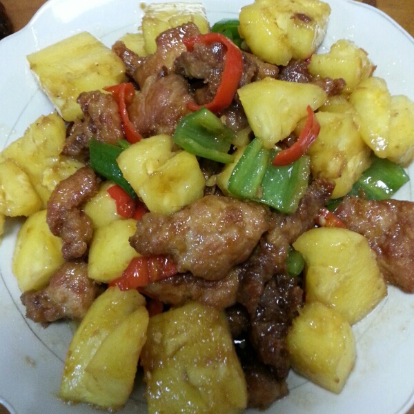 菠萝咕噜肉