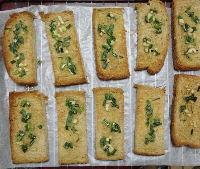 香蒜面包条