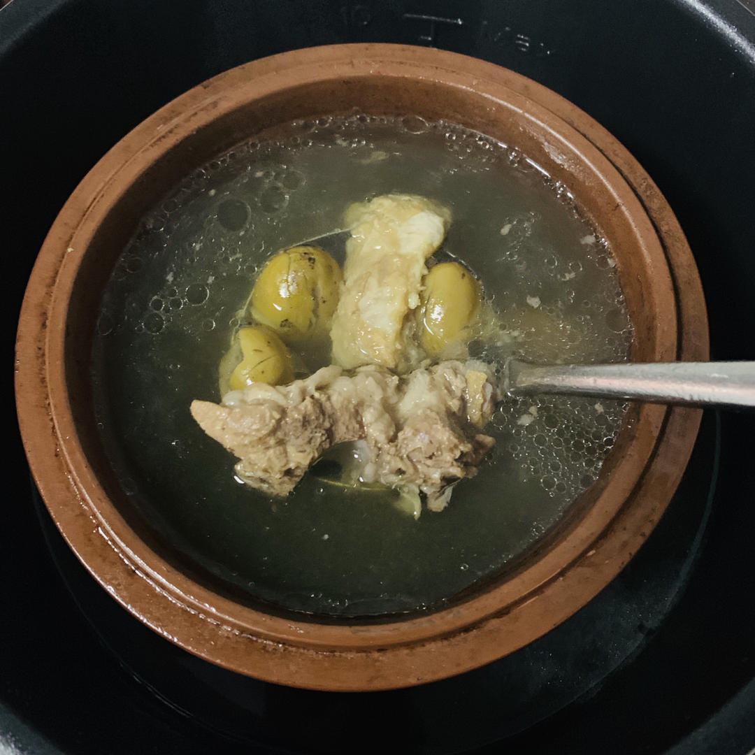 花胶汤【清新的青橄榄排骨花胶】