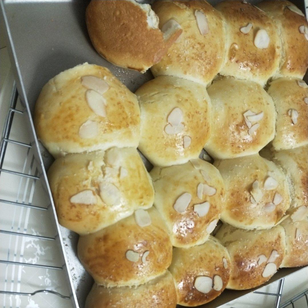 蜂蜜酸奶小餐包